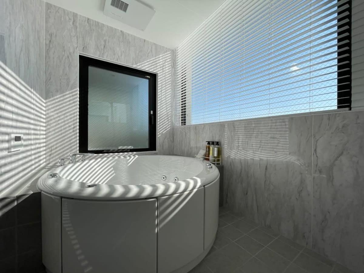 Bhotel Nekoyard - Scenic Penthouse Studio With Jacuzzi & Spacious Terrace Хиросима Экстерьер фото